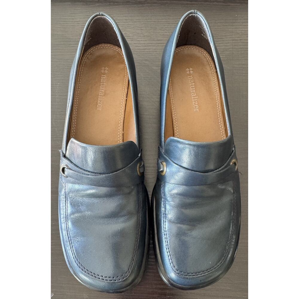 NATURALIZER Blue Leather Preppy Schoolgirl Y2K Loafers Block Heels 6M Women's